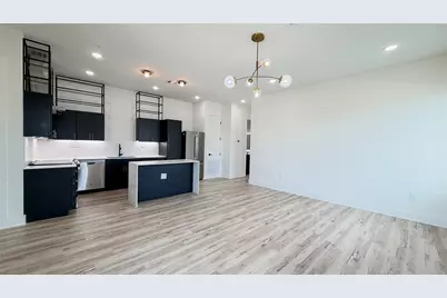 4722 Old Spanish Trail #C302, Houston, TX 77021 - Photo 3
