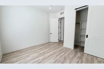 4722 Old Spanish Trail #C302, Houston, TX 77021 - Photo 11