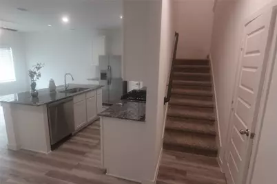 2824 Lisburn Terrace, Houston, TX 77051 - Photo 5