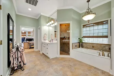 3806 Canyon Bluff Court, Houston, TX 77059 - Photo 39