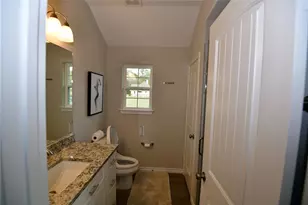 100 Wildwood Lake Dr N, Huntsville, TX 77340 - Photo 13