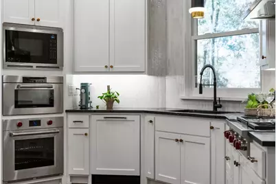 11302 Lake Forest Drive, Conroe, TX 77384 - Photo 23