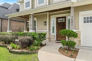 1631 Du Barry Ln, Houston, TX 77018 - Photo 1