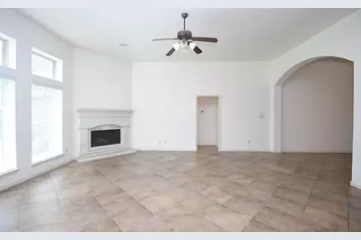 5611 Plum Point Court, Sugar Land, TX 77479 - Photo 27