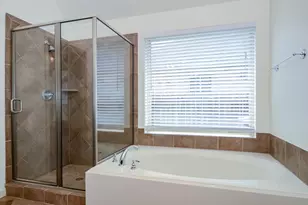 5611 Plum Point Ct, Sugar Land, TX 77479 - Photo 33