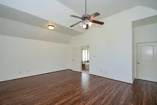 5611 Plum Point Ct, Sugar Land, TX 77479 - Photo 29