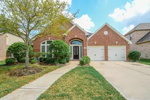 5611 Plum Point Ct, Sugar Land, TX 77479 - Photo 1