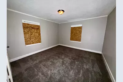 5835 Southseas Street, Houston, TX 77033 - Photo 15