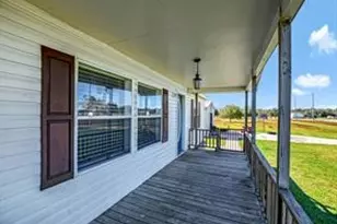 13515 Matthew Dr, Alvin, TX 77511 - Photo 5