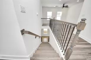 769 Marjorie St, Houston, TX 77088 - Photo 9