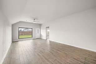 3327 Tilley Dr, Rosenberg, TX 77471 - Photo 9