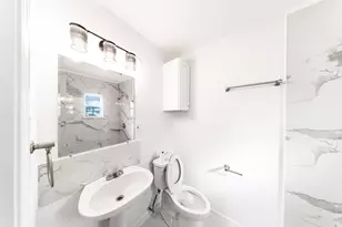 4710 Glenmont St, Bellaire, TX 77401 - Photo 15