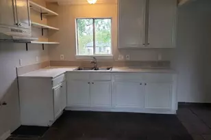 3418 Memel St, Houston, TX 77026 - Photo 9