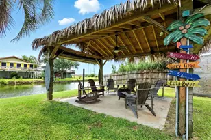 7215 Beau Rue St, Hitchcock, TX 77563 - Photo 5