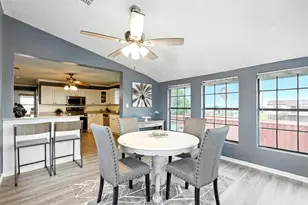 7215 Beau Rue St, Hitchcock, TX 77563 - Photo 17