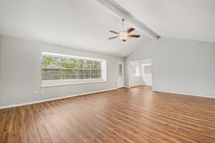 16215 Barcelona Dr, Friendswood, TX 77546 - Photo 5