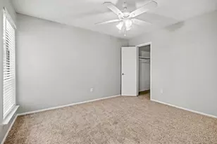 16215 Barcelona Dr, Friendswood, TX 77546 - Photo 11