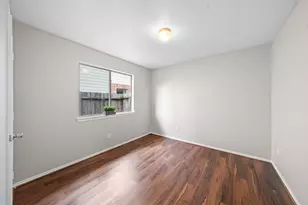 14239 Brunswick Point Ln, Houston, TX 77047 - Photo 7