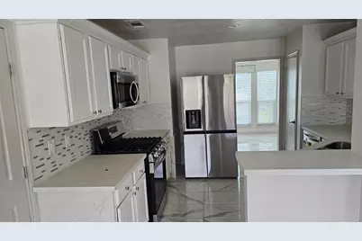 23510 Stratsborough Drive, Katy, TX 77494 - Photo 11