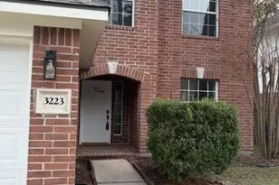 3223 Candlepine Dr, Spring, TX 77388 - Photo 3