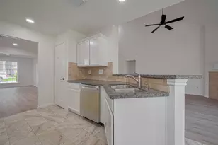 3223 Candlepine Dr, Spring, TX 77388 - Photo 15