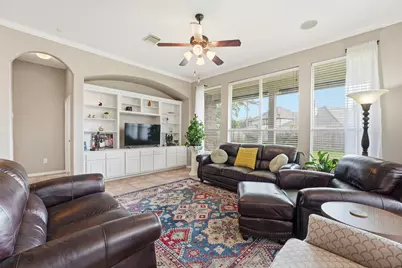 10222 Broken Trace Court, Humble, TX 77338 - Photo 9