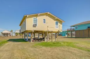 13219 Buccaneer Pkwy, Freeport, TX 77541 - Photo 23