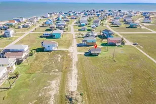 13219 Buccaneer Pkwy, Freeport, TX 77541 - Photo 11