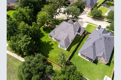 13310 Dove Shores Court, Houston, TX 77044 - Photo 43