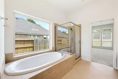 13310 Dove Shores Court, Houston, TX 77044 - Photo 35