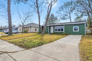 5914 Southcrest St St, Houston, TX 77033 - Photo 15