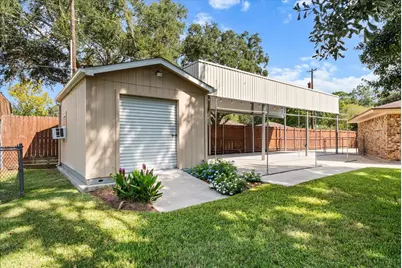 802 Riverside Drive, Hillcrest Village, TX 77511 - Photo 19