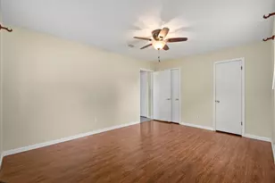 802 Riverside Dr, Hillcrest Village, TX 77511 - Photo 13