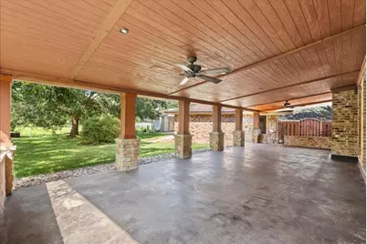 802 Riverside Drive, Hillcrest Village, TX 77511 - Photo 17