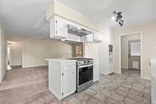 802 Riverside Dr, Hillcrest Village, TX 77511 - Photo 9