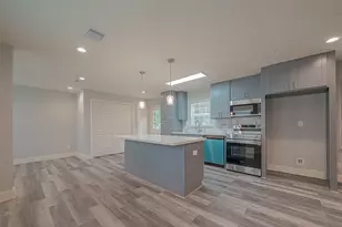 4417 Knoxville St, Houston, TX 77051 - Photo 17