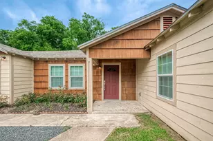 4417 Knoxville St, Houston, TX 77051 - Photo 1