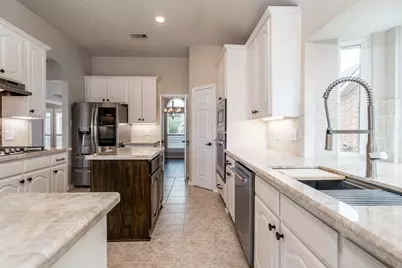 12031 Echo Canyon Drive, Tomball, TX 77377 - Photo 11