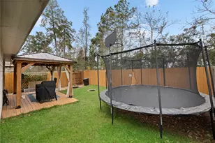 10417 Pineland Dr, Willis, TX 77378 - Photo 25