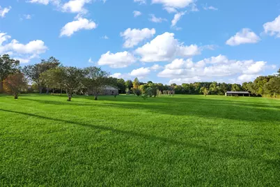 2254 County Road 605, Dayton, TX 77535 - Photo 9