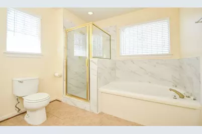 12415 Fox Trace Lane, Houston, TX 77066 - Photo 13