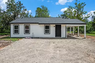 318 N Columbia St, Angleton, TX 77515 - Photo 1