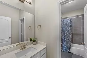 1429 Talco Garden Ct, League City, TX 77573 - Photo 25