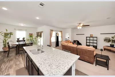 1024 Banyon Tree Lane, Brookshire, TX 77423 - Photo 7