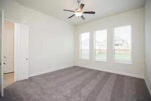 7438 Bethpage Ln, Spring, TX 77389 - Photo 9