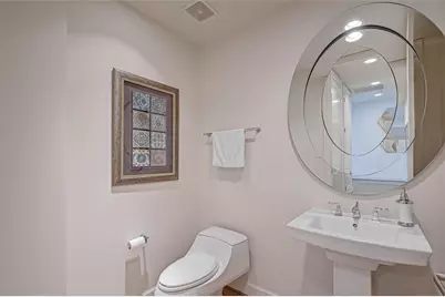 2207 Bancroft Street #1202, Houston, TX 77027 - Photo 5