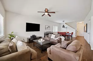 1511 Claremont Garden Cir, Houston, TX 77047 - Photo 3