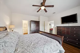 1511 Claremont Garden Cir, Houston, TX 77047 - Photo 9