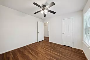 1511 Claremont Garden Cir, Houston, TX 77047 - Photo 19