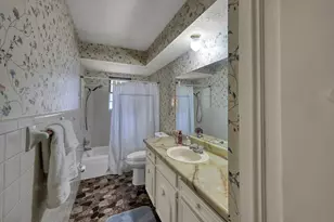 1802 Pin Oak Dr, Conroe, TX 77301 - Photo 21